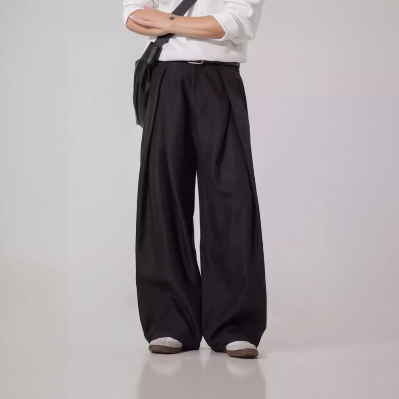 Men's Taupe Old Money Pleated Trousers