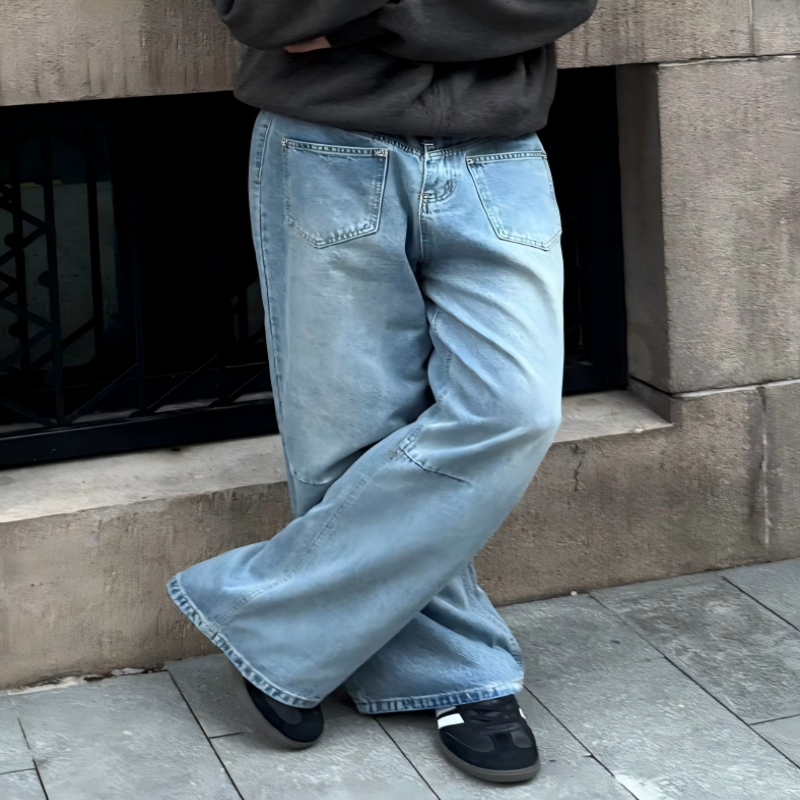 Men’s Curved Panel Jeans