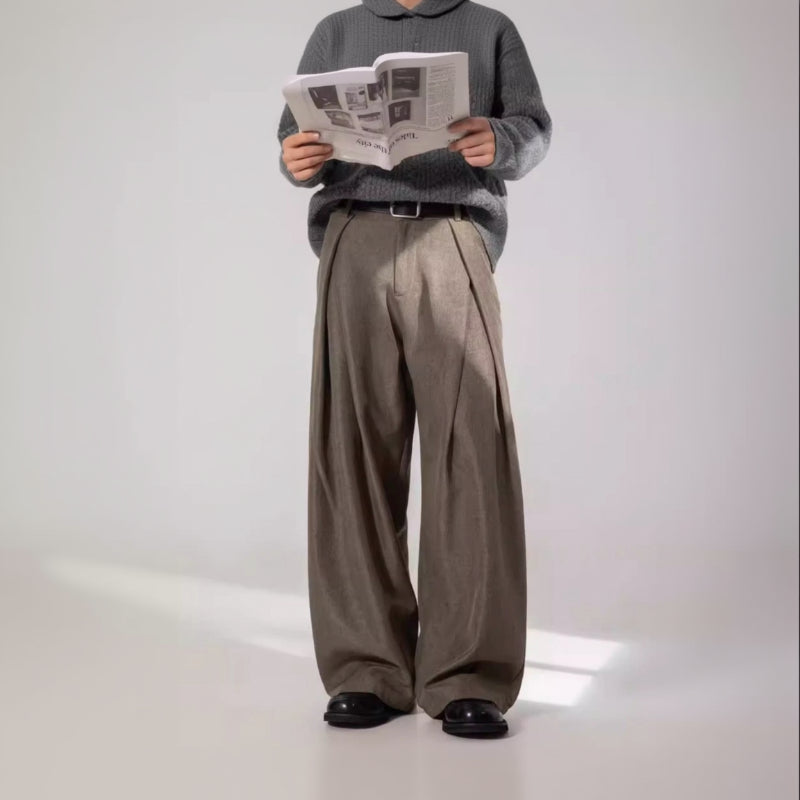Men's Taupe Old Money Pleated Trousers